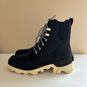 Sorel Brex Lace Up Waterproof Boots Women's Size 8.5
